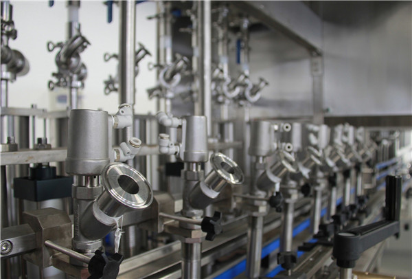 Màquina d’ompliment d’oli d’ampolla comestible d’alt rendiment